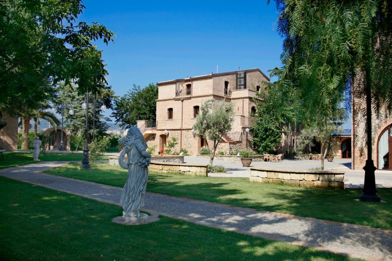 Relais Il Mulino Villa Corigliano Calabro Exterior foto